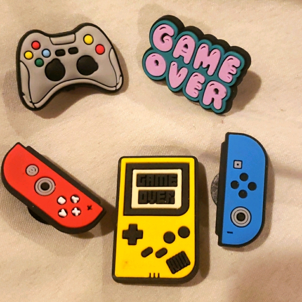 Croc charms 🐊